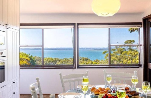 Nelson Bay House | 180 m² House ∙ 3 bedrooms ∙ 6 guests