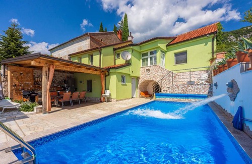 Bribir House | 180 m² House ∙ 5 bedrooms ∙ 10 guests