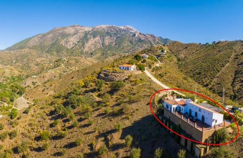 Canillas de Aceituno Villa | 180 m² Villa ∙ 3 bedrooms ∙ 6 guests