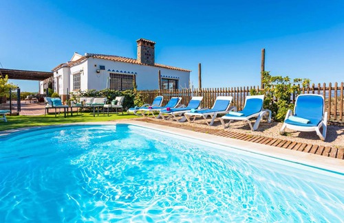 Canillas de Aceituno Villa | 180 m² Villa ∙ 3 bedrooms ∙ 6 guests