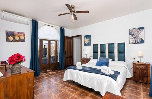 Canillas de Aceituno Villa | 180 m² Villa ∙ 3 bedrooms ∙ 6 guests