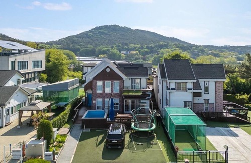 Ansan House | 181 m² Motel ∙ 3 bedrooms ∙ 10 guests