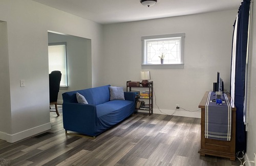 Rochester House | 181 Sawyer St-Spacious home away from home. Shared house, a two bedroom house.