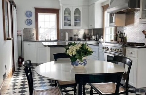 St. Andrews House | 1830s Cory Cottage – Historic Stay w/Ocean Views. Walk to everything.