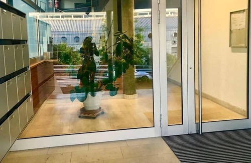 Lausanne Apartment | 184 * Good location, spacious, comfortable and bright. Free parking included !