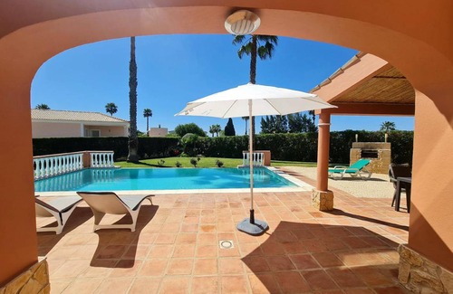 Alfarrobeira House | 185 m² House ∙ 3 bedrooms ∙ 6 guests