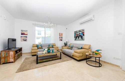 Protaras Villa | 185 m² Villa ∙ 4 bedrooms ∙ 8 guests