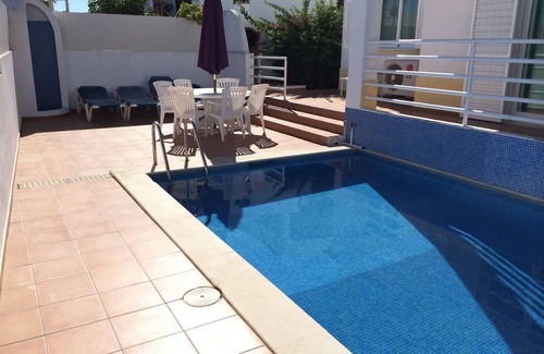 Porches Villa | 187 M² House With Pool - Air Conditioning Next To Beaches