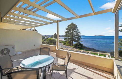 Encounter Bay Apartment | 19-117 Franklin Pde - Beachfront Location - Linen Included
