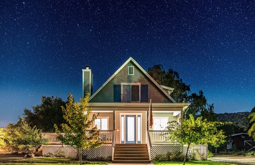 Cloverdale House | 19-Acre Russian River Wine Country Retreat, Private Beaches, beautiful house