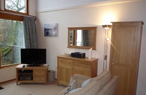 Keswick Cabin | 19 KESWICK BRIDGE, family friendly, with a garden in Keswick