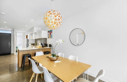 Hobsonville House | 19 Nevill Road, Hobsonville, Auckland 0618