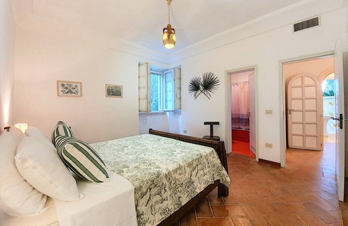 Castro Marina House | 190 m² House ∙ 5 bedrooms ∙ 8 guests