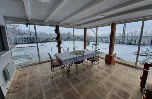 Merei House | 190 m² House ∙ 6 bedrooms ∙ 20 guests