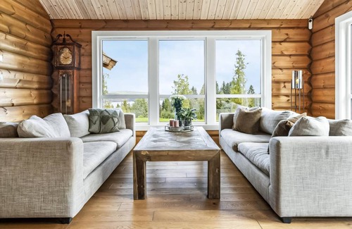 Hurdal House | 190 m² House ∙ 5 bedrooms ∙ 10 guests