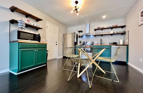 Monroe House | 190 Overbrook Drive · Swanky Swango's Dream Home by Jess