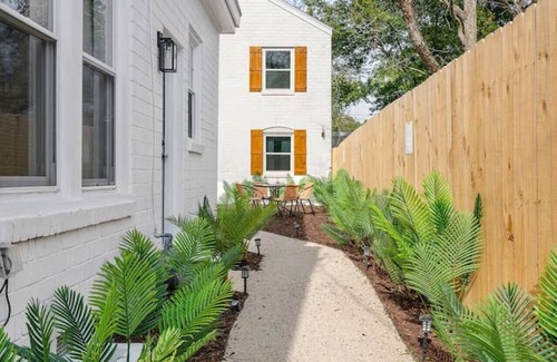 North Charleston Apartment | 1910 Calvert - Unit B 1BR