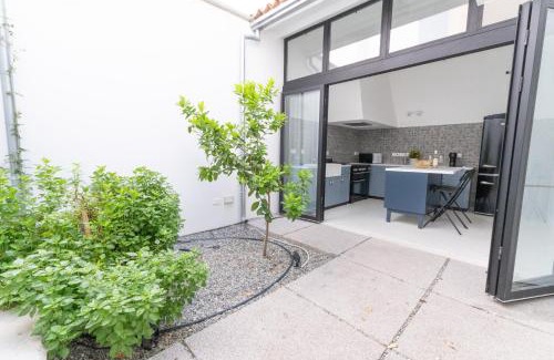 Nicosia House | 1924 Gemini House Jacuzzi, Garden, Rooftop