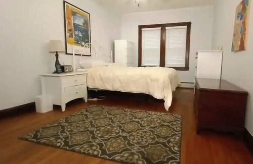 Waukegan House | 1929 charmer