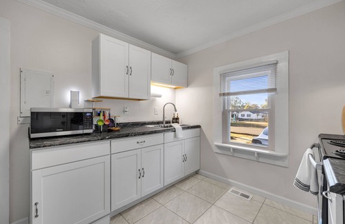 Mount Pleasant House | 1940's charm in downtown Mount Pleasant