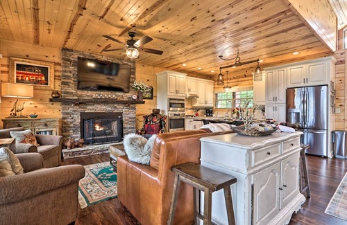 Chalet Village North House | 195 m² House ∙ 3 bedrooms ∙ 8 guests