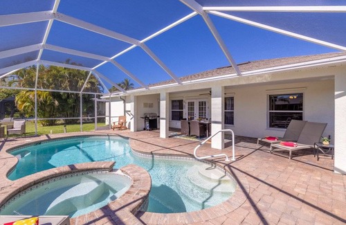 Pelican Villa | 195 m² Villa ∙ 3 bedrooms ∙ 6 guests