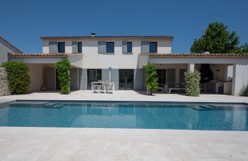Malaucene Villa | 195 m² Villa ∙ 4 bedrooms ∙ 10 guests