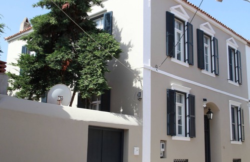 Myrina Villa | 19th century lovely villa with garden