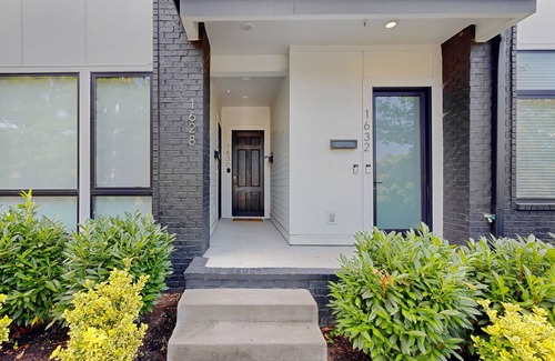 Hillsboro Village Condo | 19th & Wedgewood | New Luxury Hideaway | Walk to Dining, Vanderbilt & Belmont