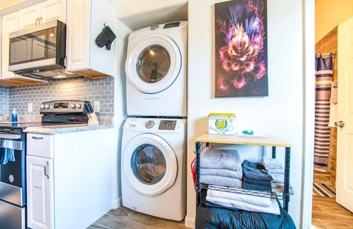 Coolidge Apartment | 1A- Coolidge AZ 1bd fully furnished w amenities 1A heated pool year round