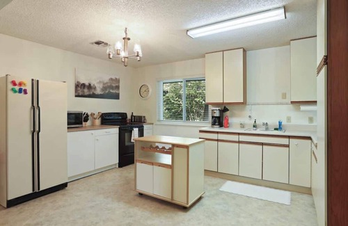 Orangevale House | 1B/1BA Eco-Stay at Orangevale! Sauna+EVCS+Garden