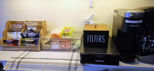 Page House | 1Bd, King, Brkfst, Large TVs, WD, Sleeps 4, BBQ