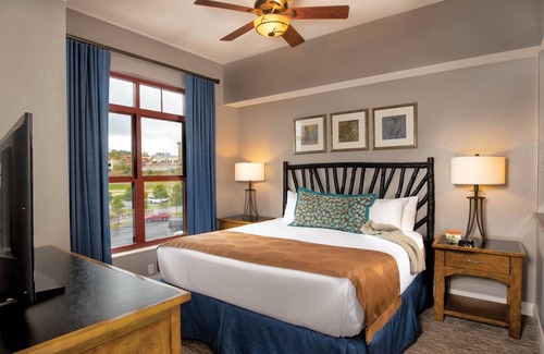 Sevierville Resort | 1Bed Deluxe at Great Smokies Lodge!