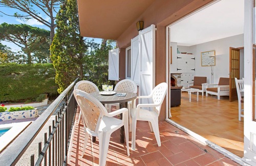 Calella de Palafrugell Villa | 1BENETPL - House divided into 3 totally independent apartments with shared pool just 1 km from the beach of Calella de Palafrugell