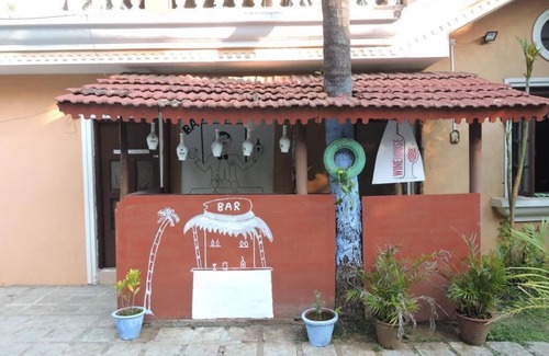 Betalbatim Apartment | 1BHK apartment with pool & garden at Benaulim to Colva beach