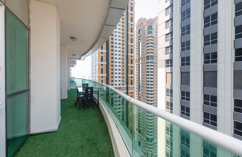 Dubai Media City Apartment | 1bhk in Dubai Marina with a Huge Space of 6 Family Members