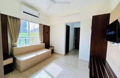 Kandivali East Apartment | 1BHK suite by THE BNB STAY- Malad West