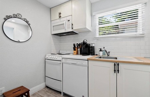Parker Ridge Cottage | 1BR/1BA Design District Cottage - 8 Min drive from Downtown WPB
