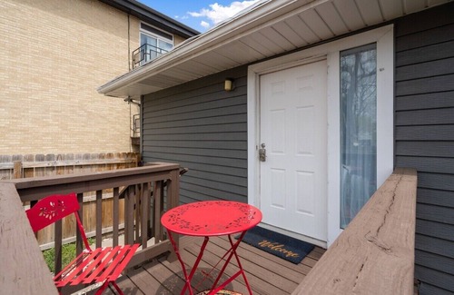 North Kansas City Apartment | 1BR/1BA Studio in NKC|Great Location+Walkable