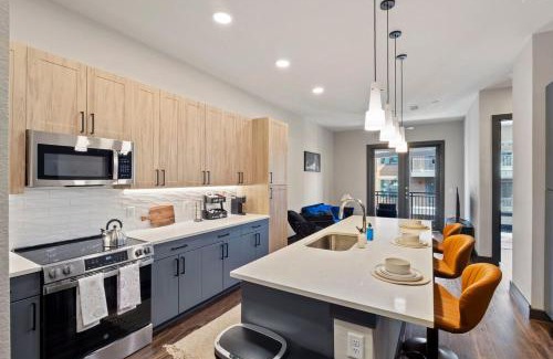 North Burnet Apartment | 1BR Alongside Q2 and Domain With Pool, Gym and Free Parking