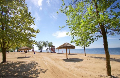 Saint-Zotique Apartment | 1BR Apartment by the Water - 40 mins to Montreal /Airport /Autoroute 20 access