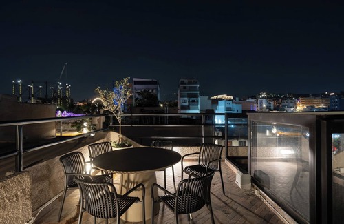 Gazi Apartment | 1BR Apt Acropolis Rooftop view