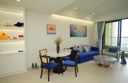 An Thoi Apartment | 1BR Apt in Sunset Town Free Pool, Gym