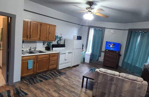 South Range Apartment | 1BR Apt Near MTU, Houghton & Keweenaw w/Full Amenities Close to Dining & Bars
