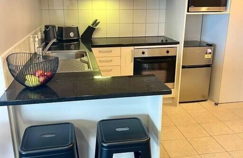 Takapuna Apartment | 1br apt near Takapuna Beach with Ocean View
