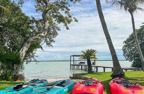 Othon P. Blanco Villa | 1BR at Private Villa w/Pool, Kitchen, Kayaks