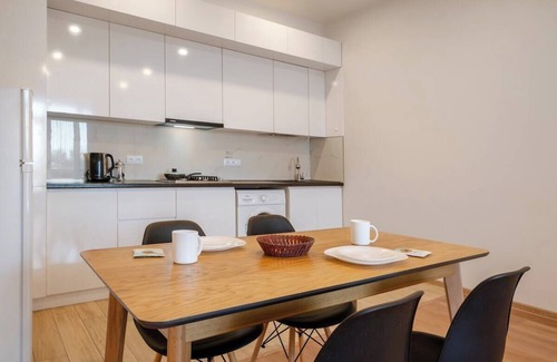 Kentron Apartment | 1BR/Balcony/Sunset views/Self checkin