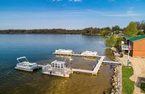 Mayfield House | 1BR Fife Lake Haven with Fire Pit & Hot Tub