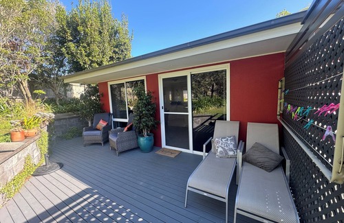 Milton Cottage | 1BR garden cottage on a large lot in heart of coastal Milton NSW. Dog friendly.