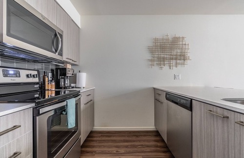 Mercer Island Apartment | 1BR | Gym, Rooftop | Mercer Island | Sophari E